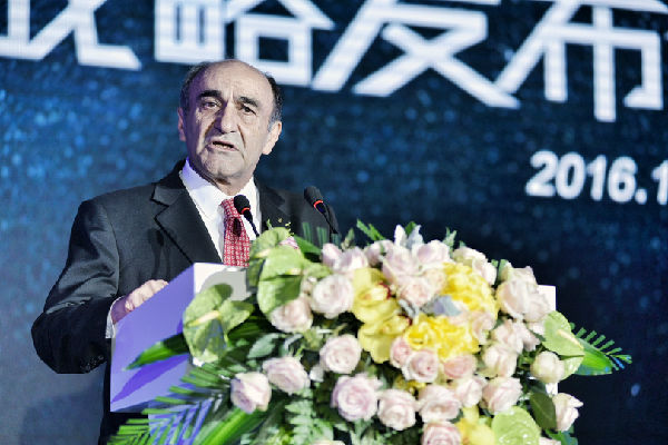 华南美国商会会长哈利·赛亚丁(Dr. Harley Seyedin).jpg